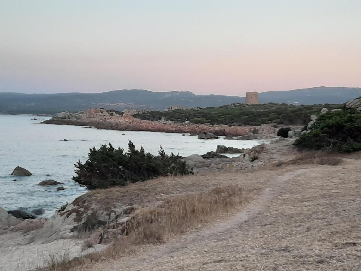 Appartamento Residence Mirice Vignola Mare Aglientu Casa Giorgia Eksteriør bilde